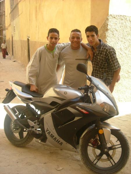 mes amis avec mon moto